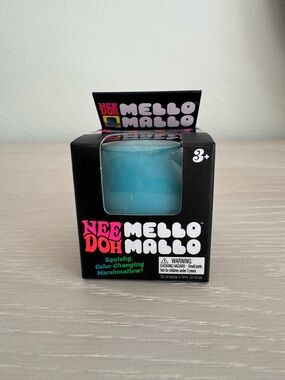 NeeDoh Mello Mallo Color-Changing Squishy Marshmallow - Blue